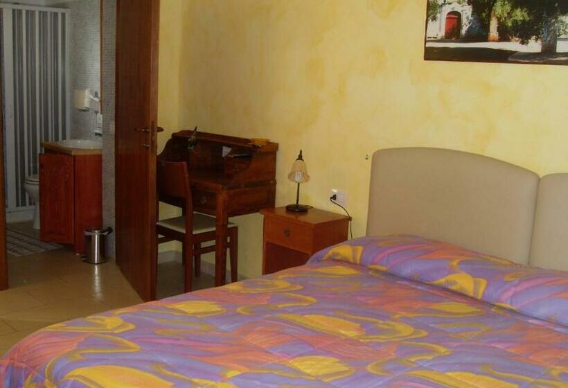 标准间, B&b Frammenti D Itria