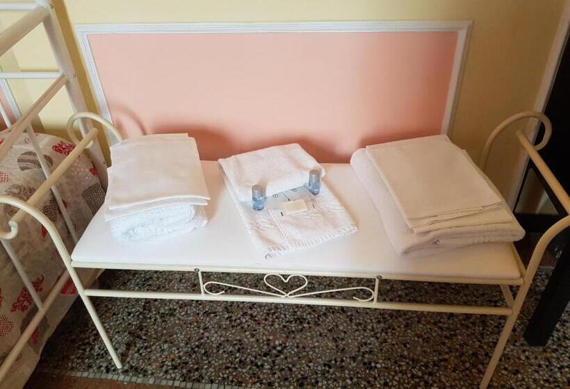 标准三人间, B&b Villa Gavina