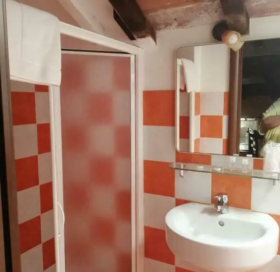 スタンダードルーム, B&b Il Giardino Etrusco