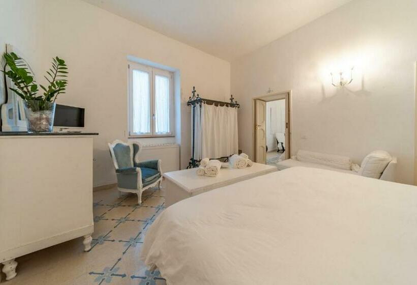 スイート, Palazzo De Mori