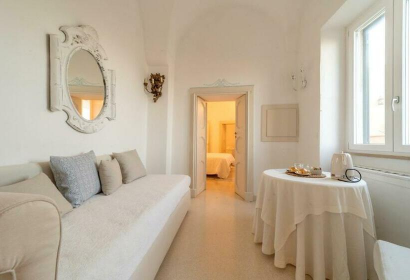 スイート, Palazzo De Mori