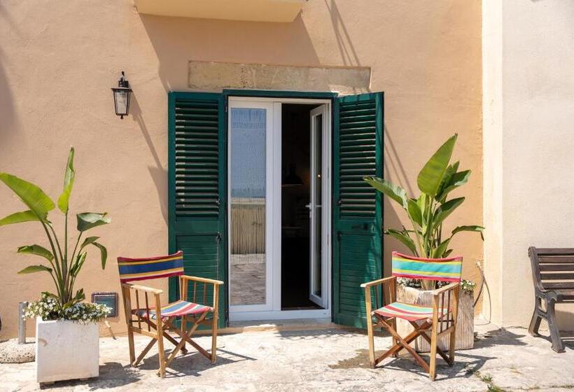 1 Bedroom Deluxe Apartment Sea View, Palazzo De Mori