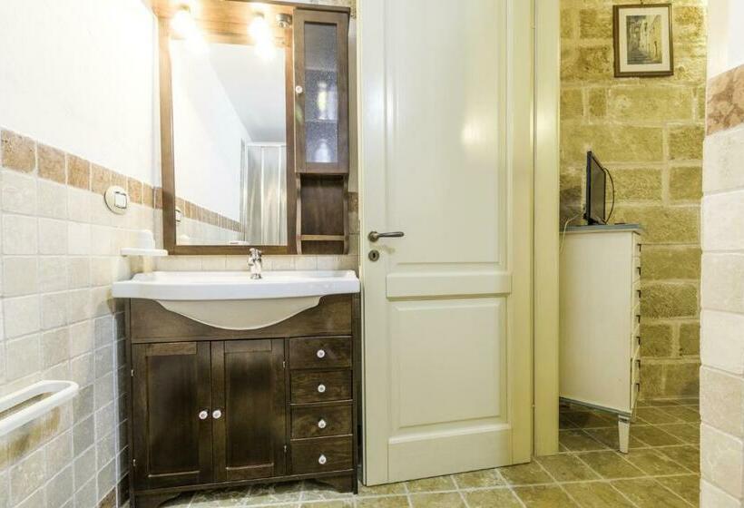 キングサイズベッドのスーペリアルーム, Porta Paradiso