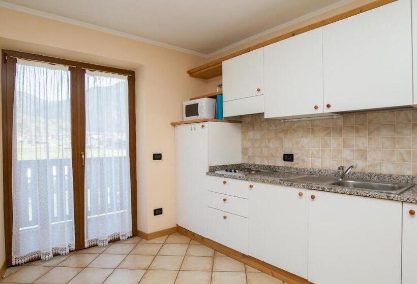 דירת חדר, Al Prato