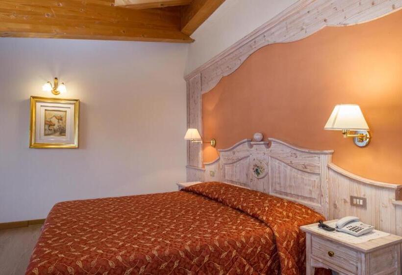 חדר דלוקס, Al Prato