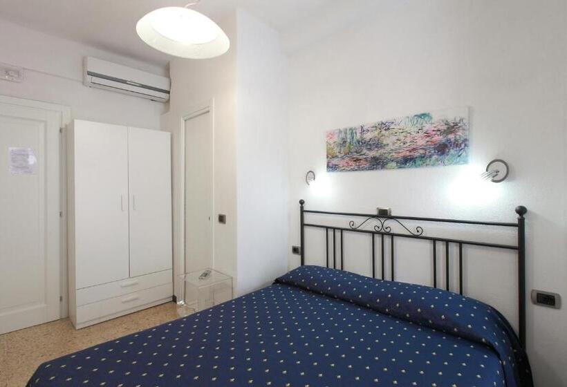 Номер Стандарт, Albergo Al Carugio