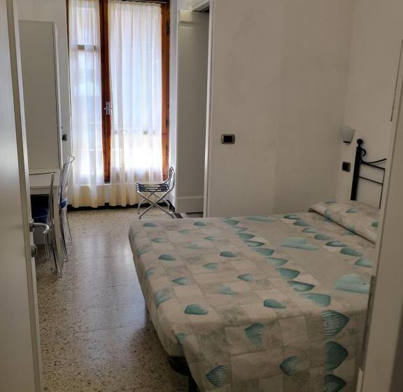 Номер Стандарт, Albergo Al Carugio