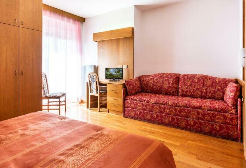 חדר סטנדרט, Albergo Bucaneve