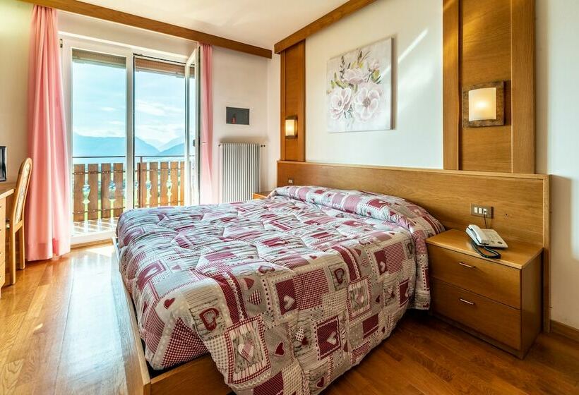 חדר סטנדרט, Albergo Bucaneve