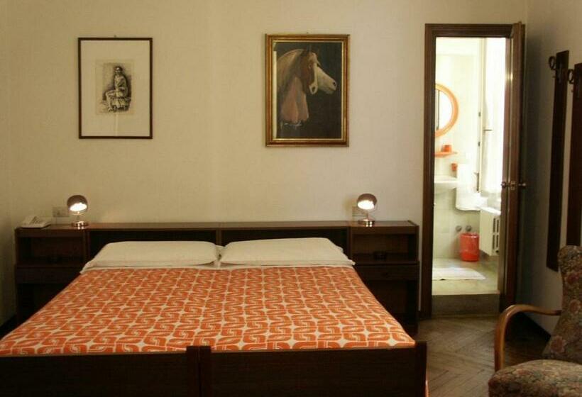 חדר סטנדרט, Albergo Corona