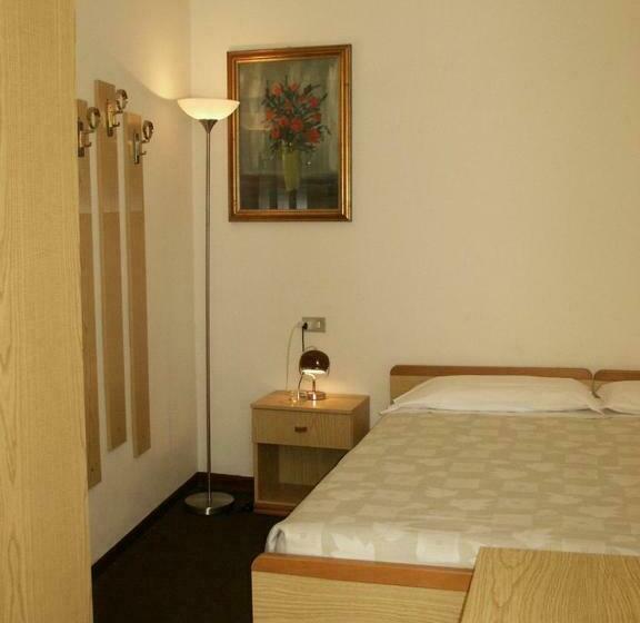 חדר סטנדרט, Albergo Corona