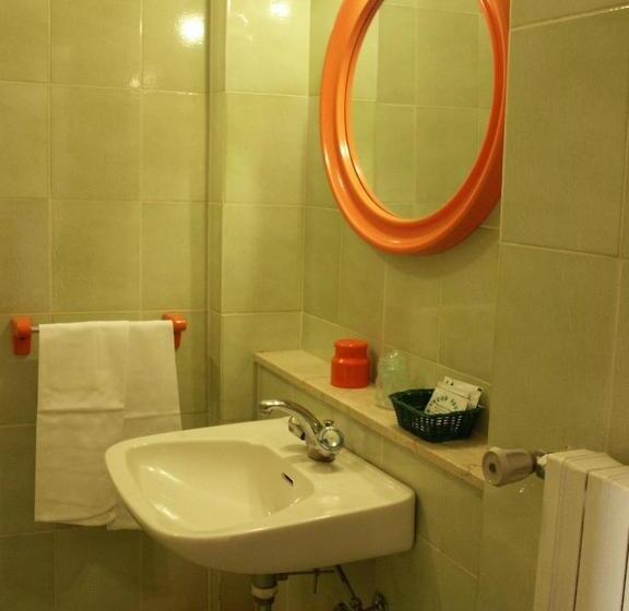 חדר סטנדרט יחיד, Albergo Corona