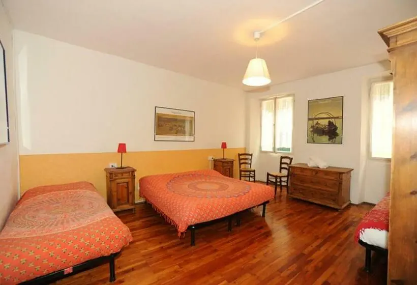 Standard Neljän Hengen Huone, Albergo La Montanara