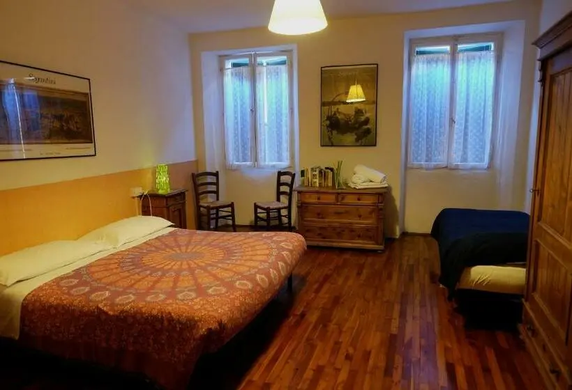 Standard Neljän Hengen Huone, Albergo La Montanara