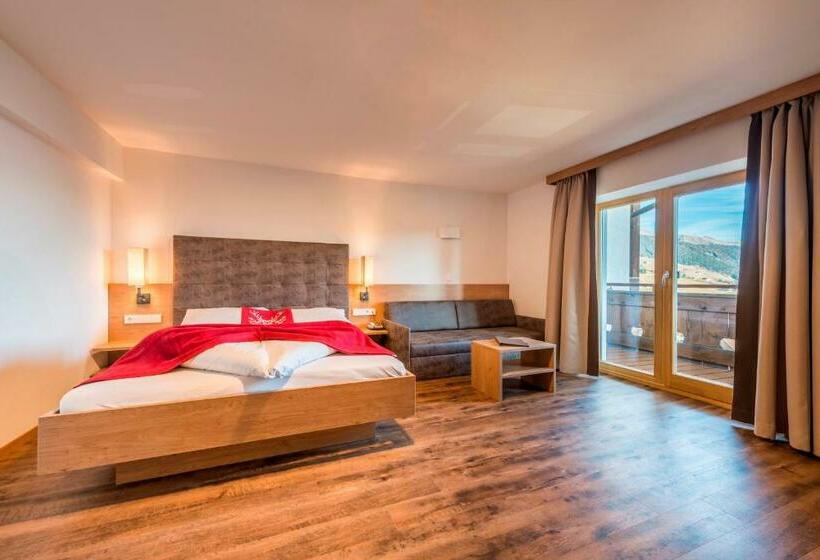 חדר סופריור, Alpenfrieden