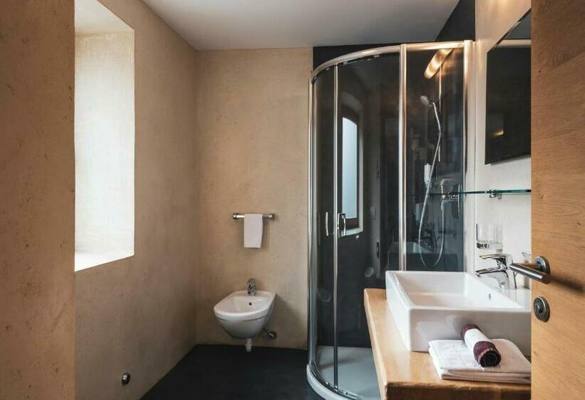 스탠다드 싱글 룸, Arlara