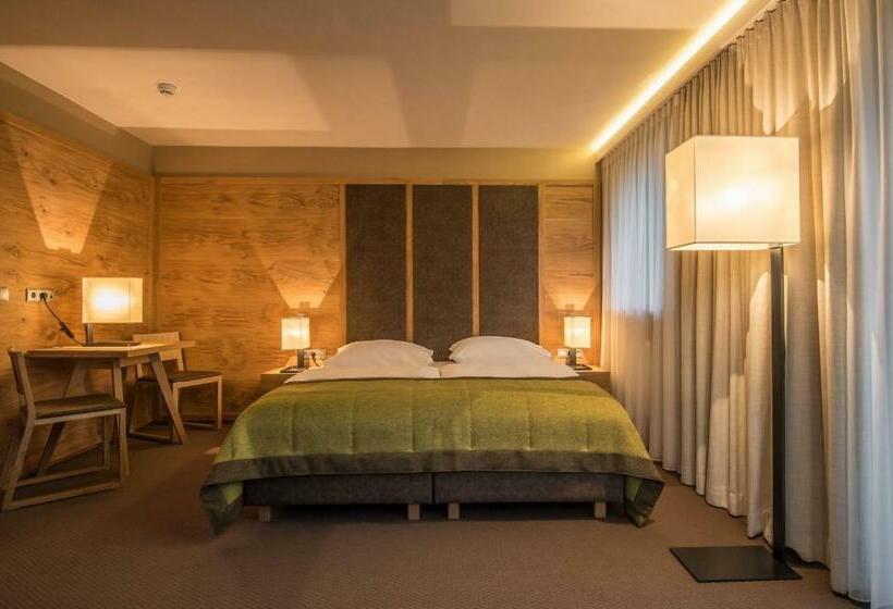 스탠다드 발코니 룸, Arlara