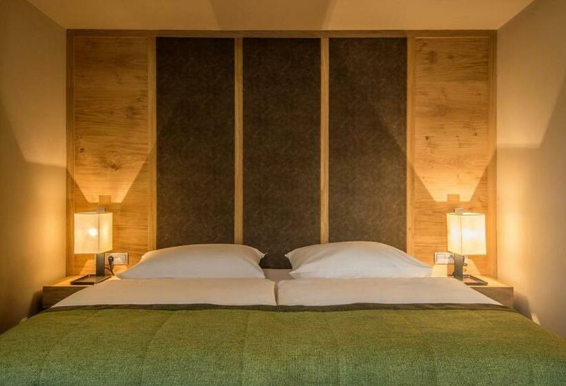 스탠다드 룸, Arlara