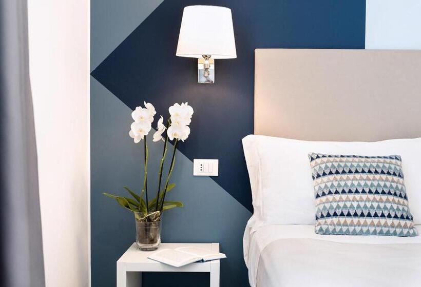 Quarto Deluxe, Aurora