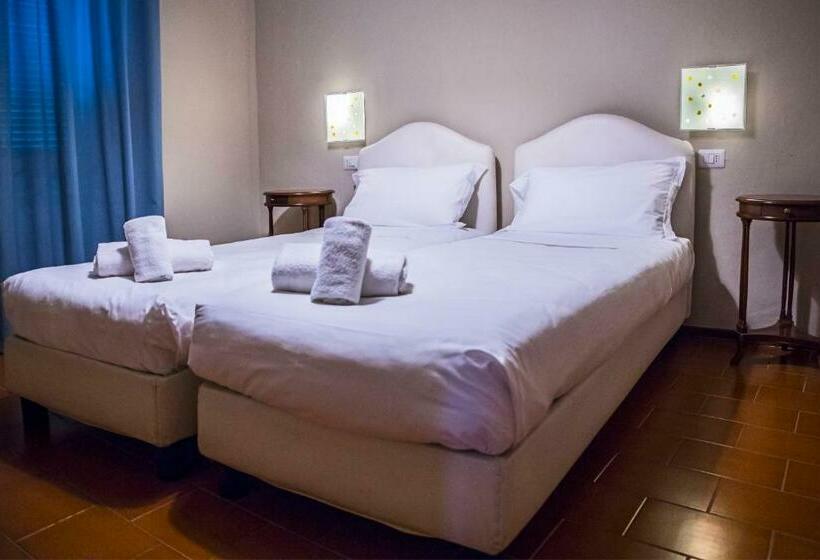 Номер Economy, Bastimento