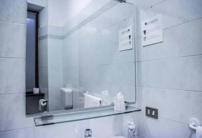 Economy Triple Room, Bastimento