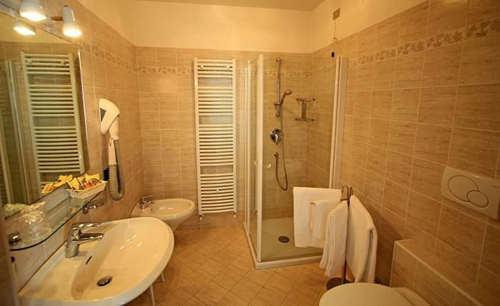 חדר סטנדרט לשלושה, Kyrr Smart Mountain Retreat