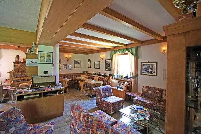 חדר סטנדרט לשלושה, Kyrr Smart Mountain Retreat