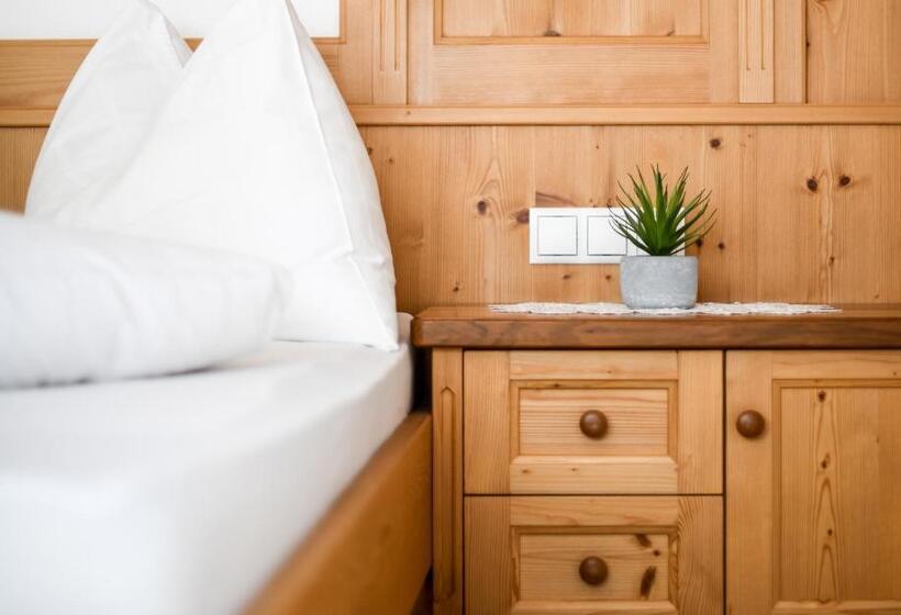 Апартаменты 1 Спальня с Видом, Garni Sunela