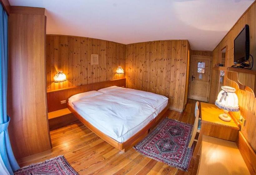 חדר סטנדרט עם מרפסת, Gran Baita