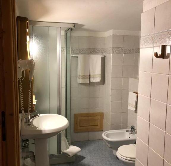 חדר משפחתי, Gran Baita