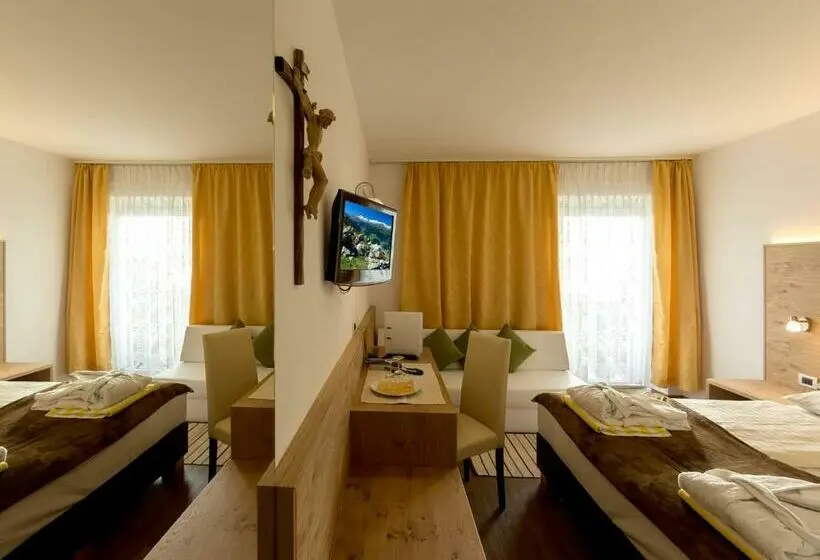 Comfort-huone, Kristall