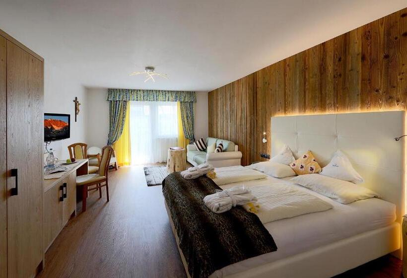 סוויטת סופריור, Kristall