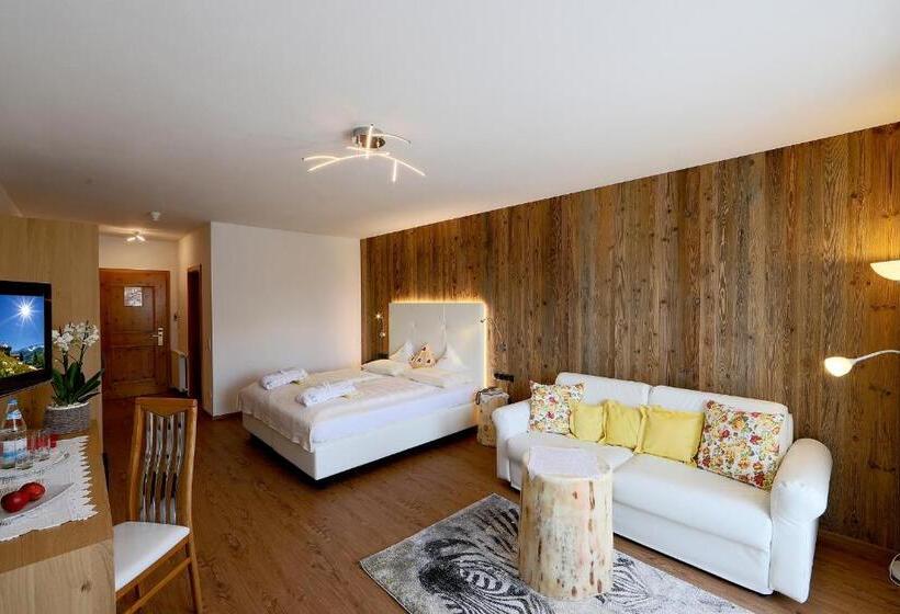 סוויטת סופריור, Kristall