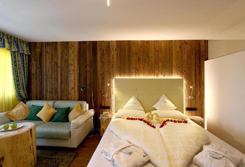 סוויטת סופריור, Kristall