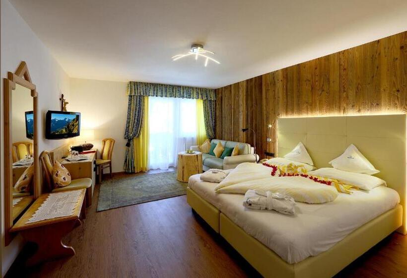 סוויטת סופריור, Kristall