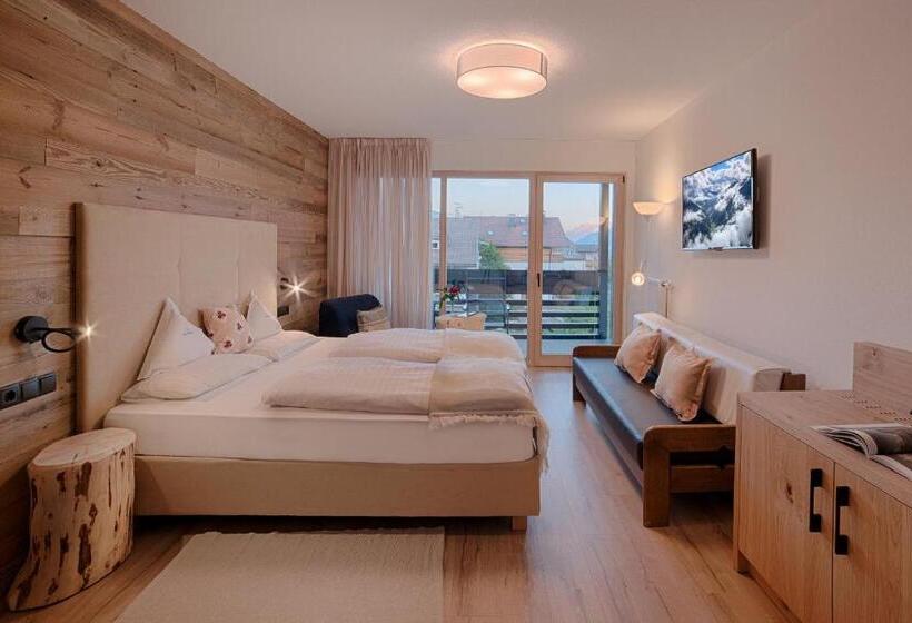 סוויטה נוף להרים, Kristall