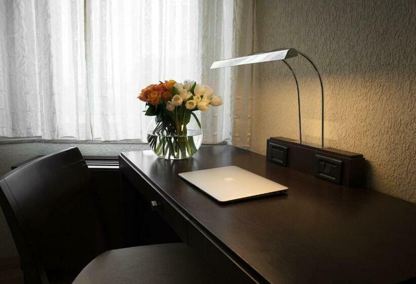 חדר סטנדרט לשלושה, La Bettola