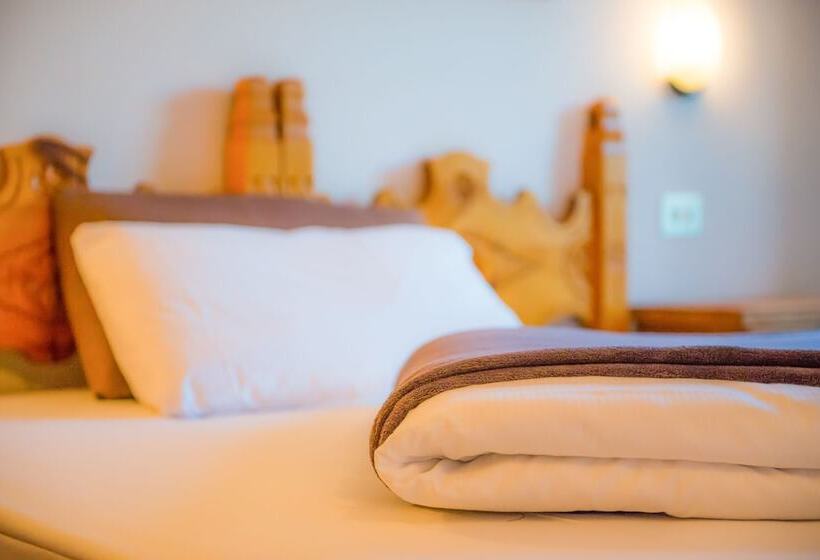 غرفة قياسية, Loredana