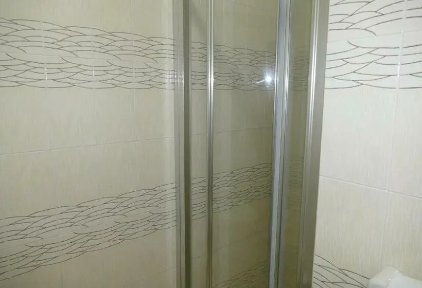 Standard Yhden Hengen Huone, L'ulivo