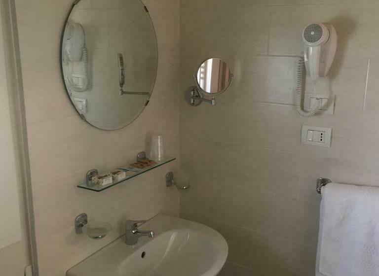 חדר סטנדרט, Miravalle 2000