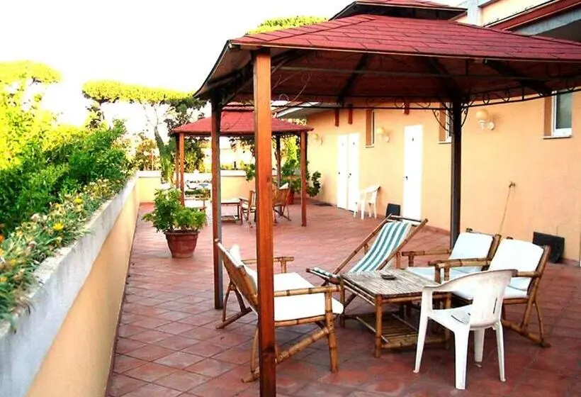 اتاق استاندارد چهار تخته, Parco Dei Principi
