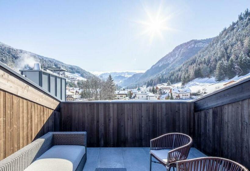 スイート, Pra Palmer The Green B&b