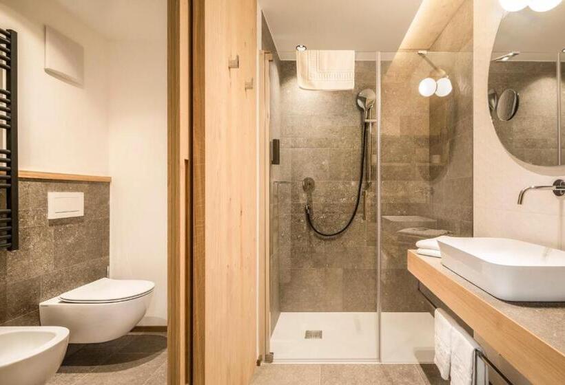 スイート, Pra Palmer The Green B&b