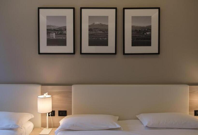 Номер Стандарт Трехместный, Ristorante Alla Vittoria