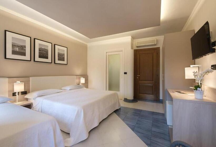 Номер Стандарт Трехместный, Ristorante Alla Vittoria