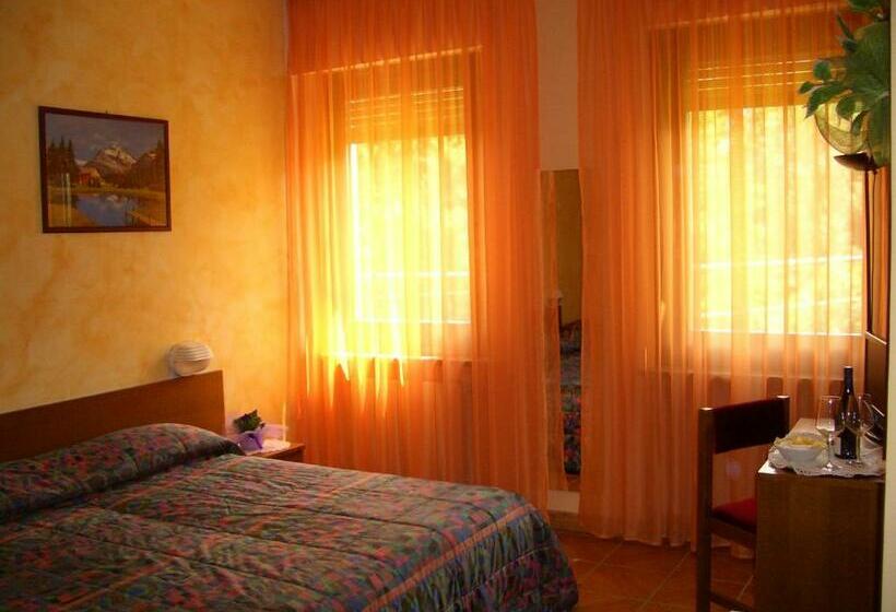 Chambre Triple Standard, Sarre