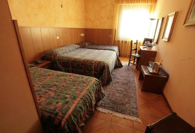 Chambre Triple Standard, Sarre