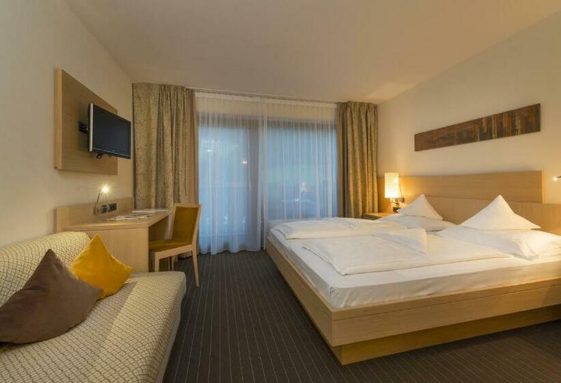 חדר סטנדרט עם מרפסת, Seeber