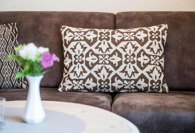 חדר סופריור עם מרפסת, Seeber