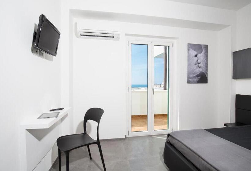 آپارتمان سوپریور 1 خوابه, Svevo Sea House